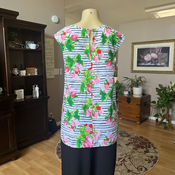 Merona pink, green, black & white sleeveless blouse-size M - Picture 9 of 10